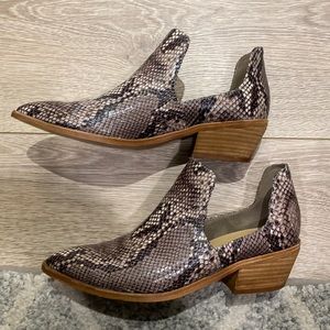 Chinese Laundry snakeskin bootie 8
